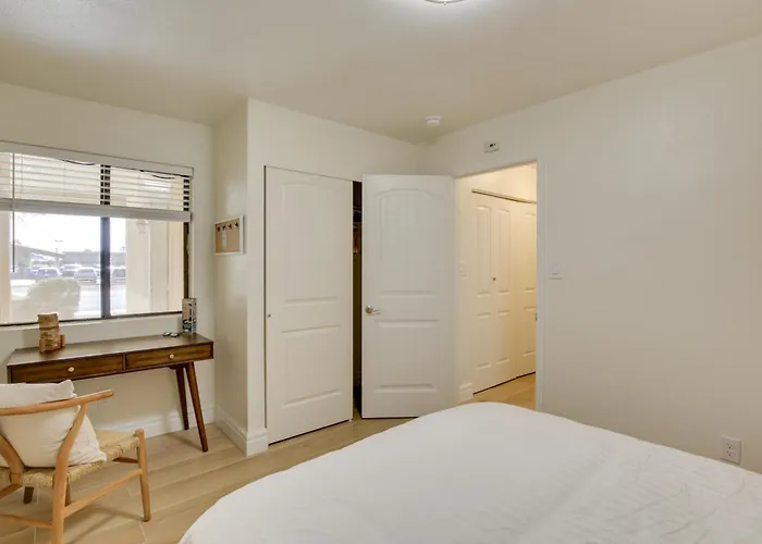 Renovated W/ Community Pool!